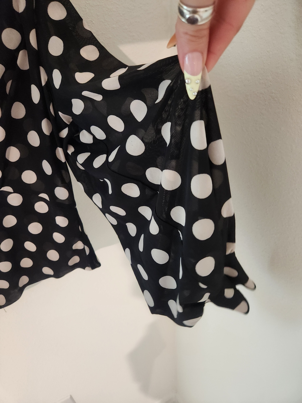 Polka Dot V-Neck Long Sleeve Blouse - Black/White - Picture 4 of 7